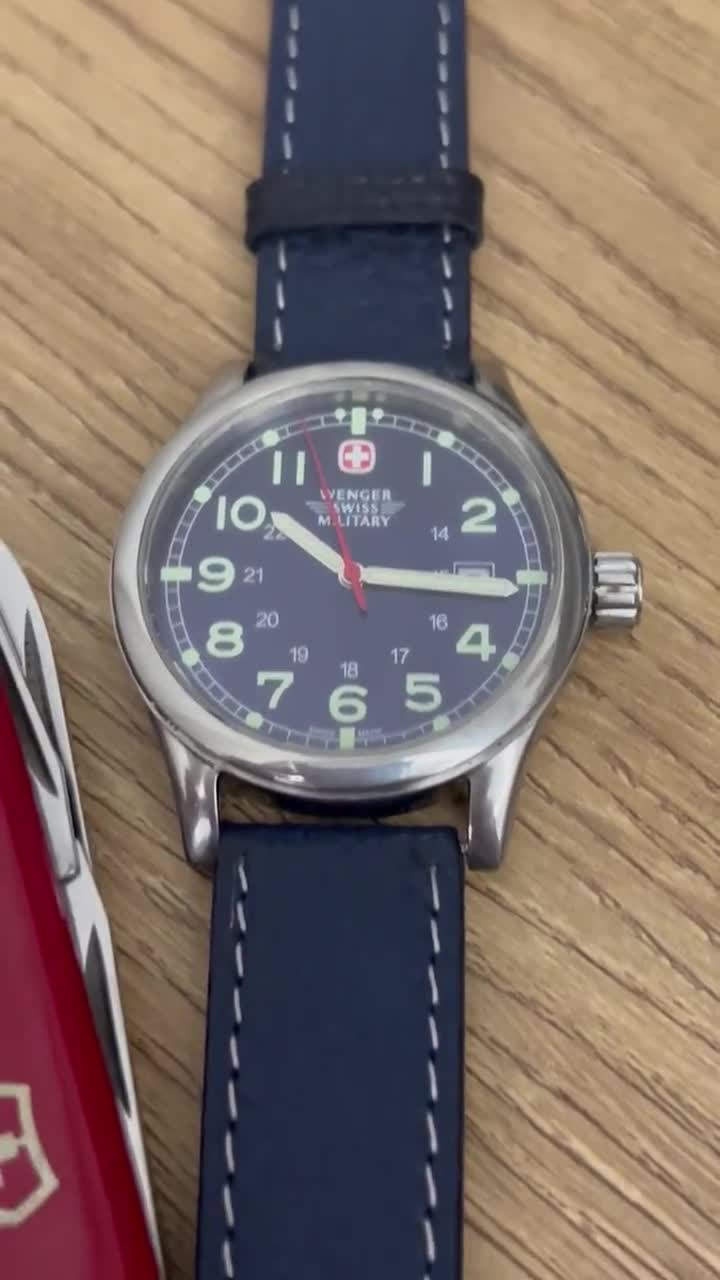 Set Wenger Swiss Military Watch, Victorinox Swiss Knife, Fast