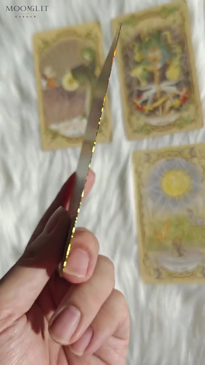 Medusa's Eye Tarot Deck – Gaze Mirror Collector Edition