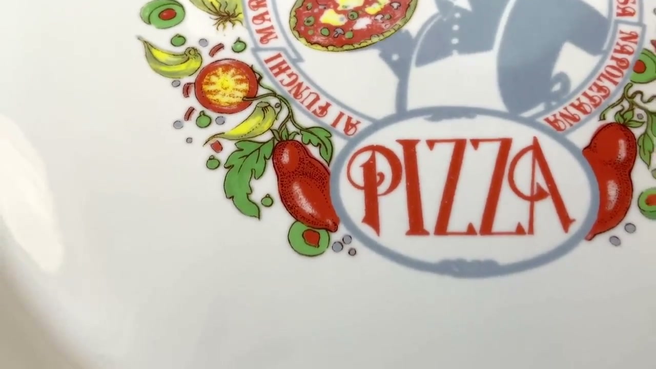 Set of 2 Vintage Saturnia Pizza Plates - Made in Italy