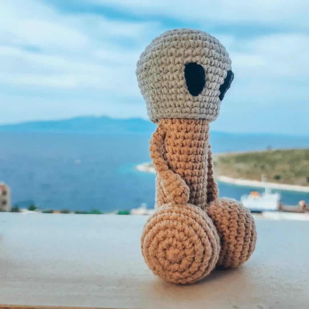 Ravelry: Bottle topper penis pattern by Natalia Kononenko