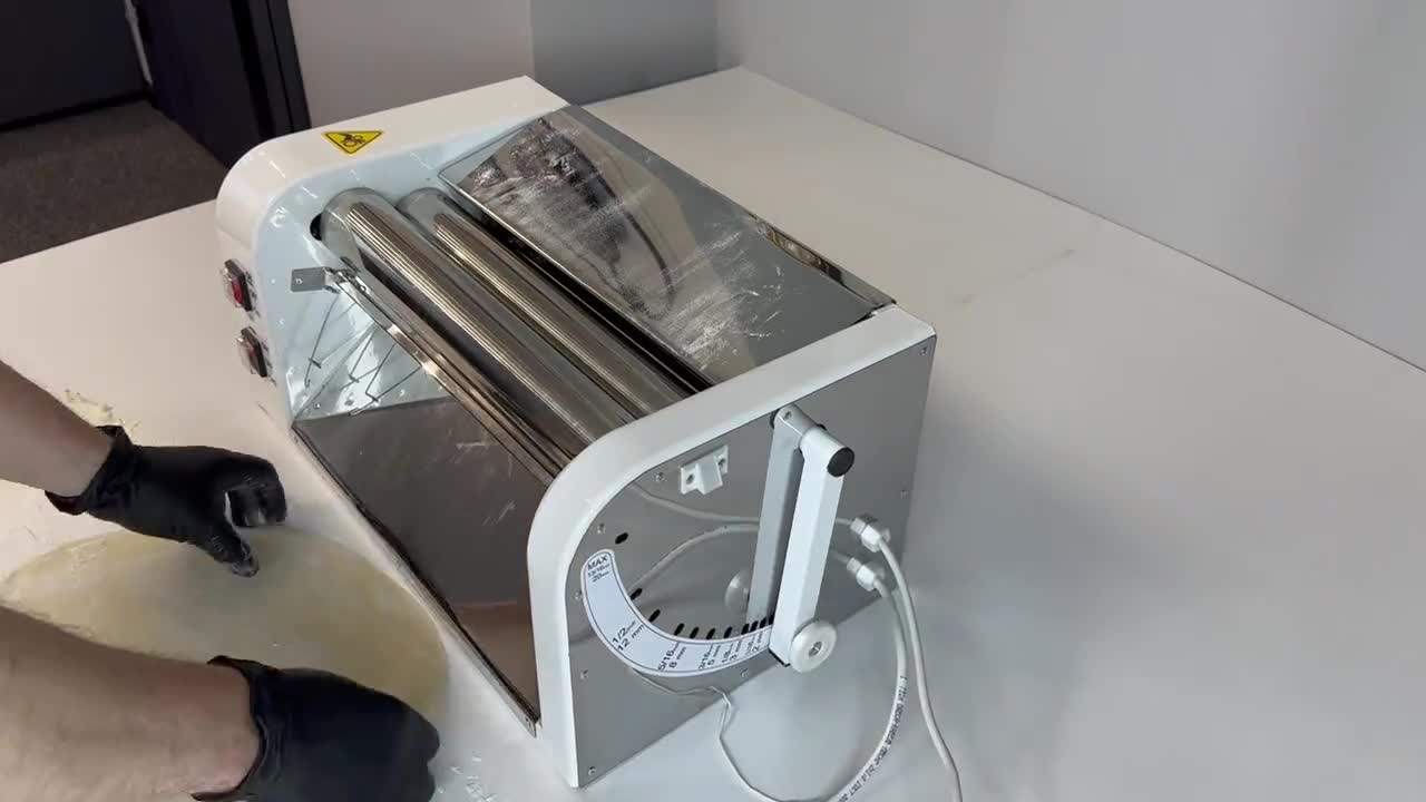 Rouleau Pâtisserie Rouleau à Pâtisserie Réglable BELICOO - 4 épaisseurs Avec Tapis Silicone - Acier Inoxydable Rouleaux Pâtisserie