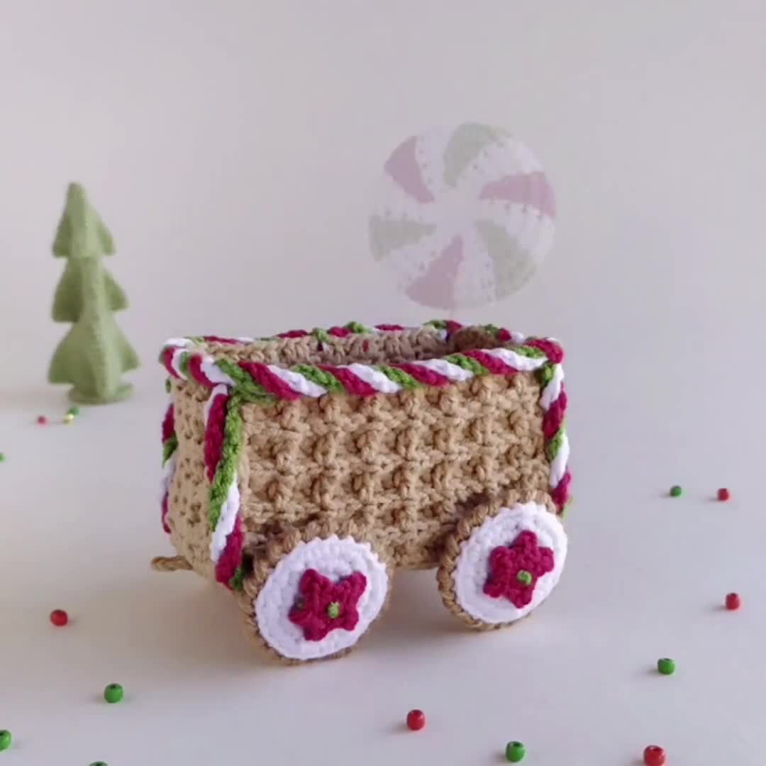 Modèle amigurumi de Noël Moteur de train en pain dépice, ornement de Noël  Maison en pain dépice Crochet Train tutoriel amigurumi, Eng/Ger/Fra/Ita -   France