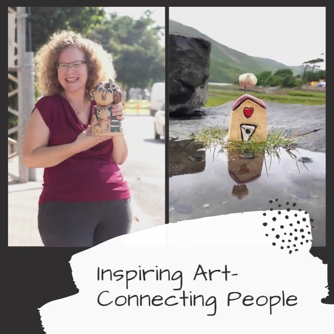 Escultura de casa de cerámica en miniatura hecha a mano, decoración rústica para el hogar. video poster