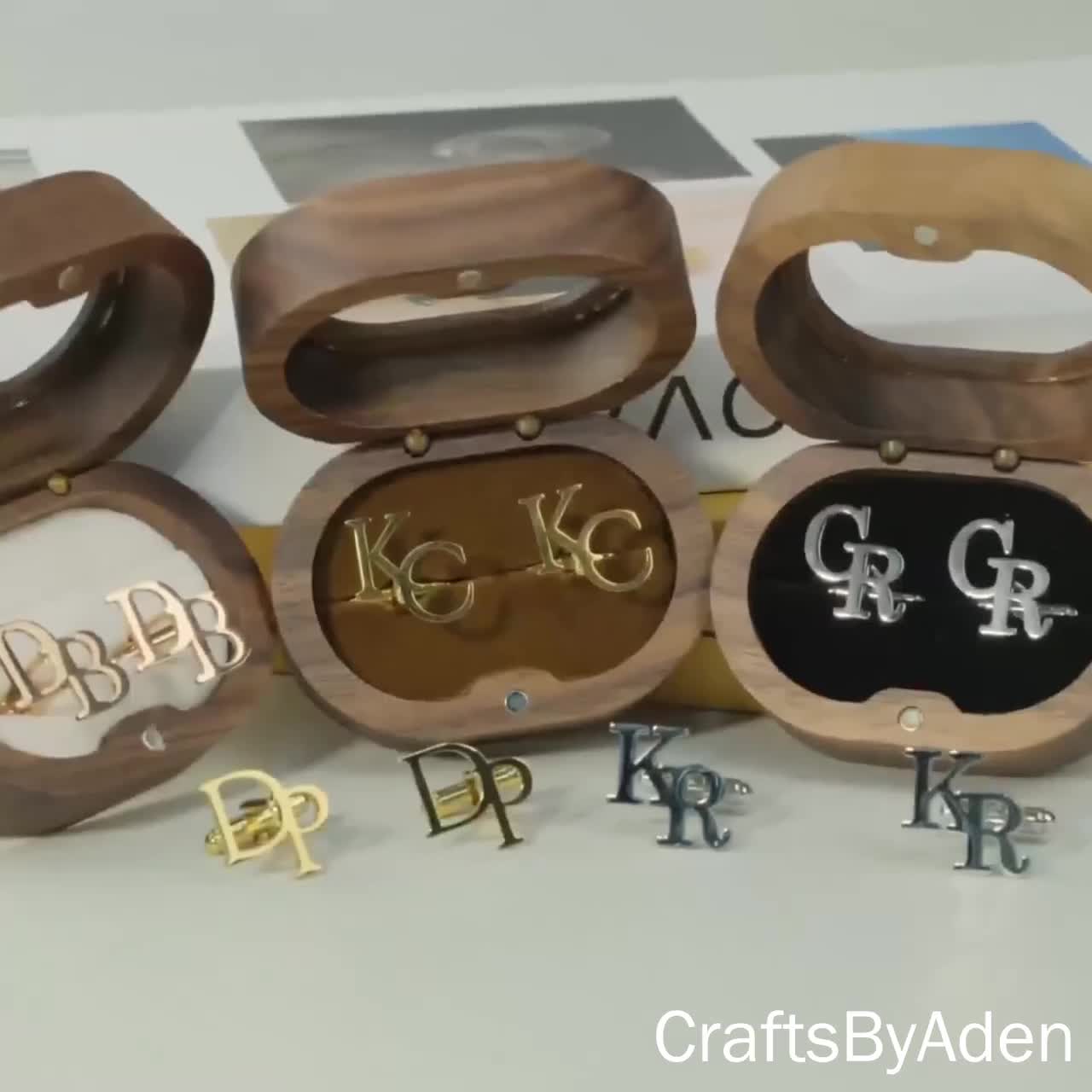 Manschettenknöpfe mit Initialen, Trauzeuge Manschettenknöpfe, Hochzeit Manschettenknöpfe für Bräutigam, Trauzeuge Geschenk, Trauzeugen Vorschlag, personalisierte Geschenke für Männer, Geschenk für Ihn video poster