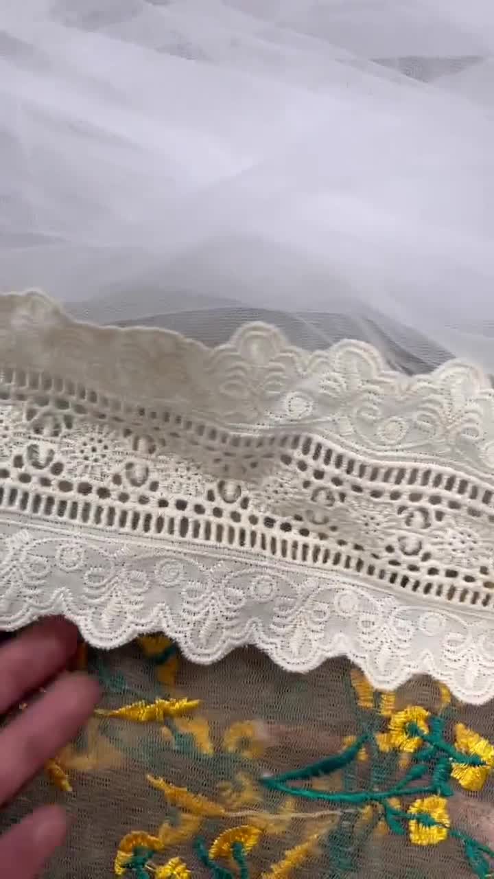 Scalloped White Lace Trim