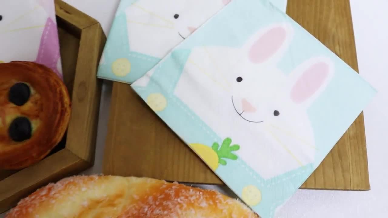 60 Piatti Di Carta Pasquali A Forma Di Uovo 17,8 Cm – Con Coniglietto, Colorati, Impermeabili – Per Feste, Decorazioni Tavola, Bambini E Adulti - 2