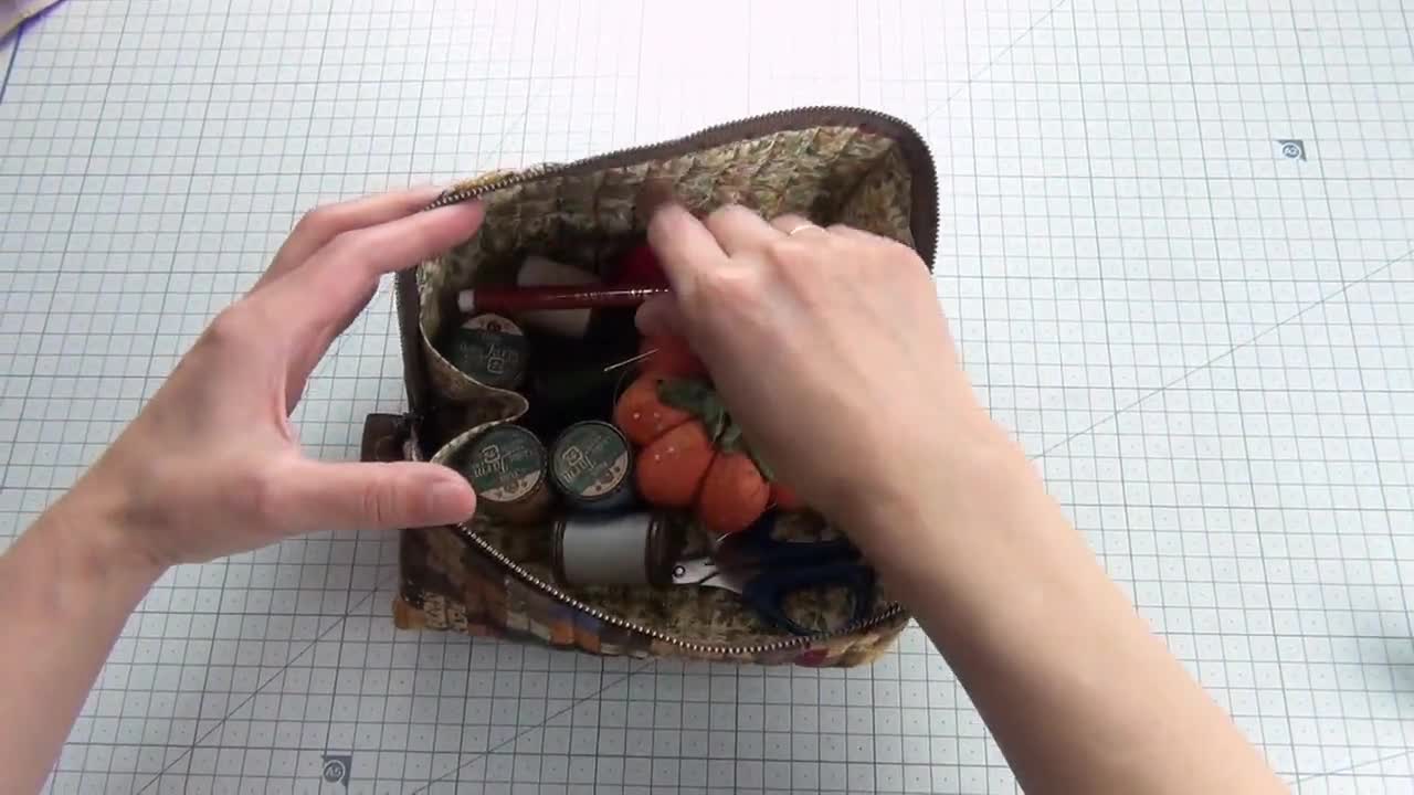 eSheep Designs: Make a Magic Pouch