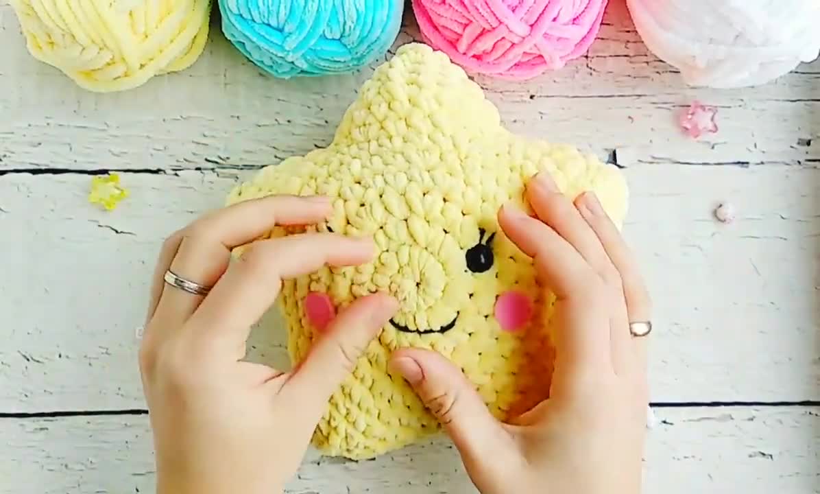 Starrya, girl from stars - Crochet Amigurumi pattern - My Rainbow