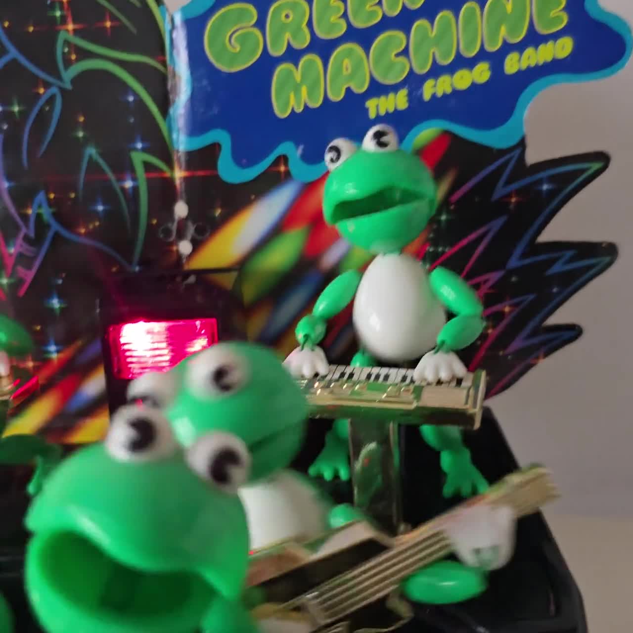 Vintage 1989 Green Machine Frog Band – Animated Musical Toy With