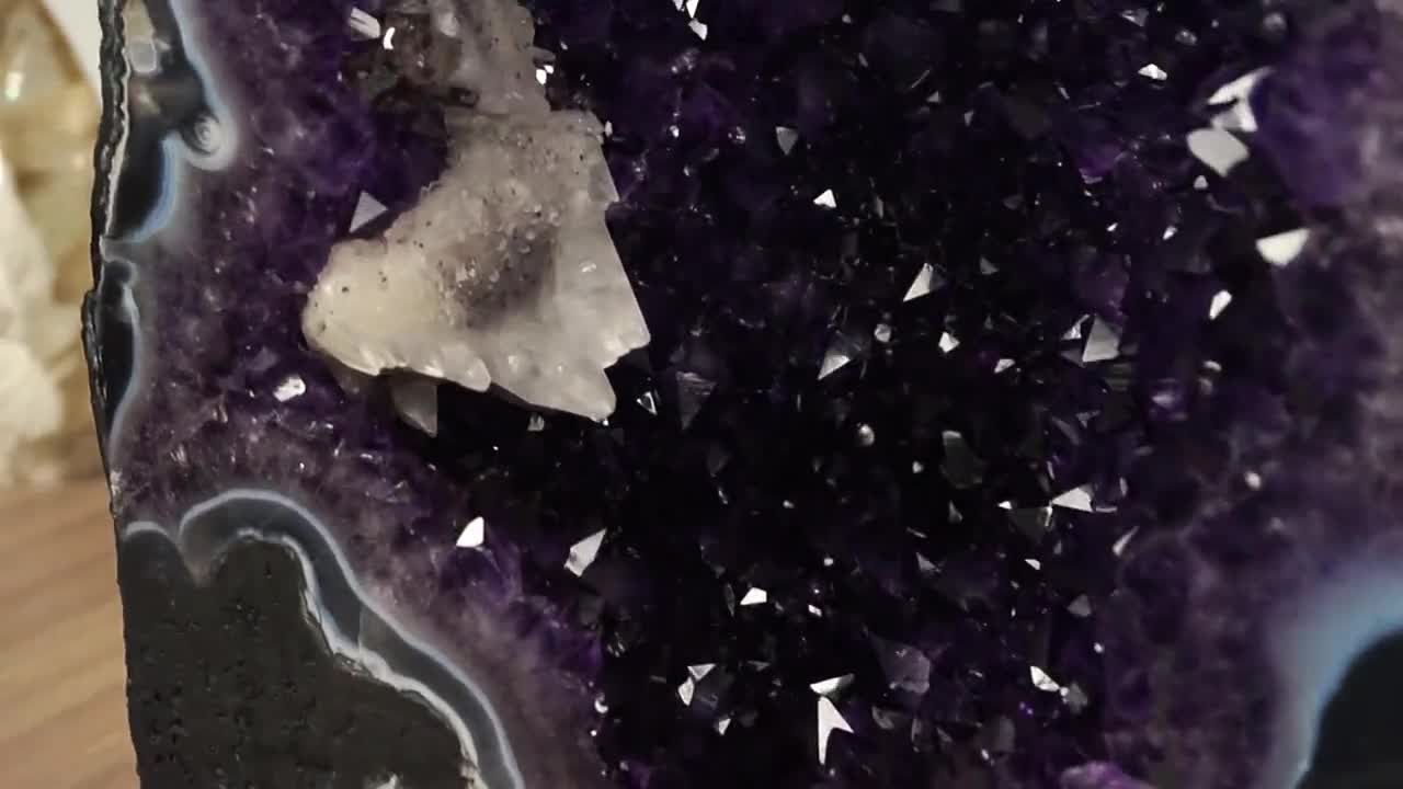 素晴らしい瑪瑙アメジスト大聖堂ジオード、縞模様の瑪瑙、AAA 深みの