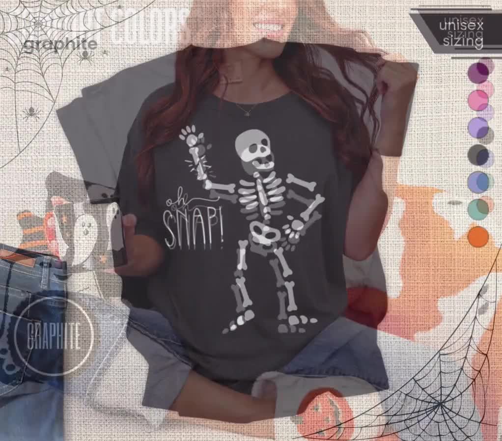 Oh Snap スケルトン コンフォートカラーTシャツ：面白い不気味な季節の