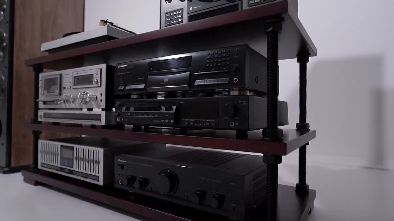 Stereotech Linear HiFi Rack