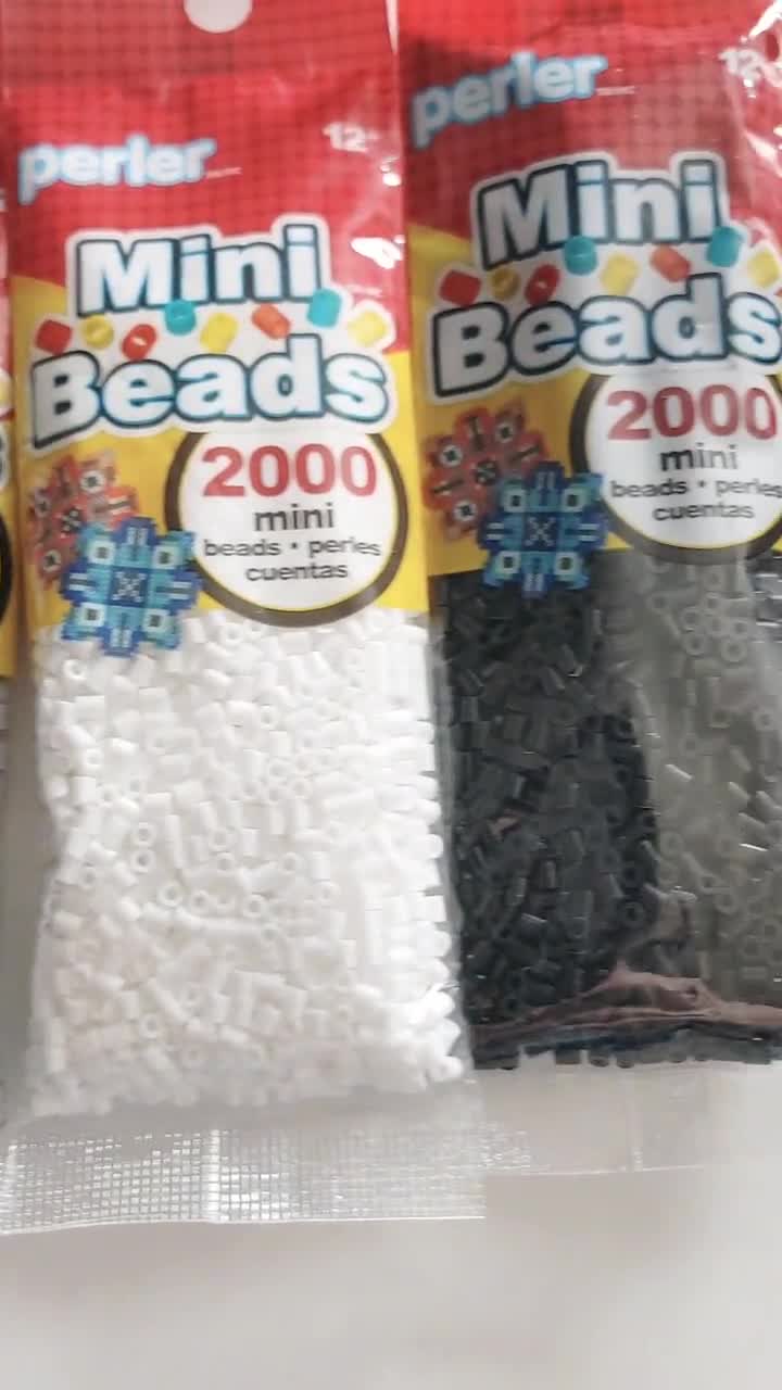 2000 Mini Beads - Red