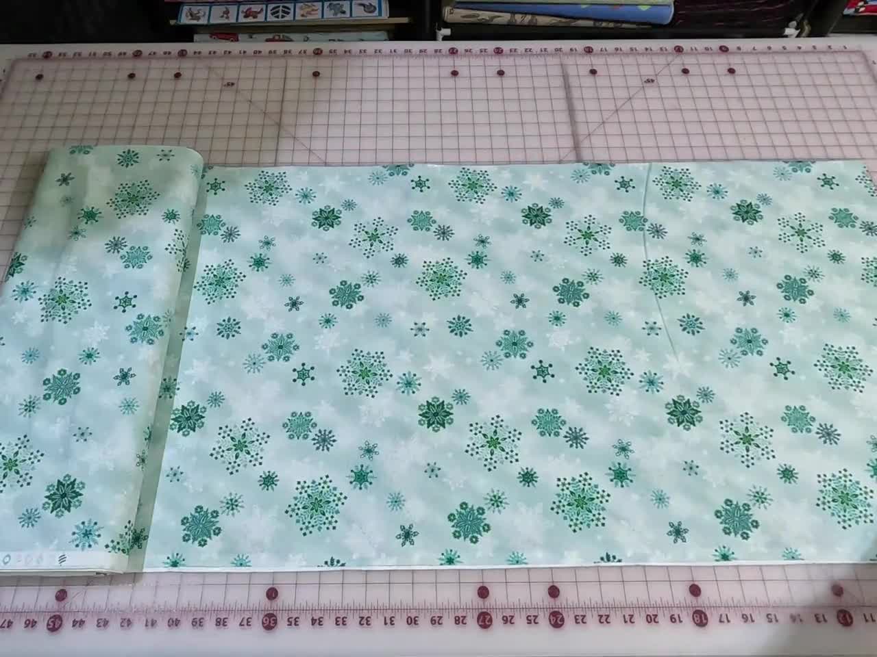 今日限り MURRAL Snowflake jacquard velor top Festive Fauna - Sky Snowflakes – Miller's Dry Goods
