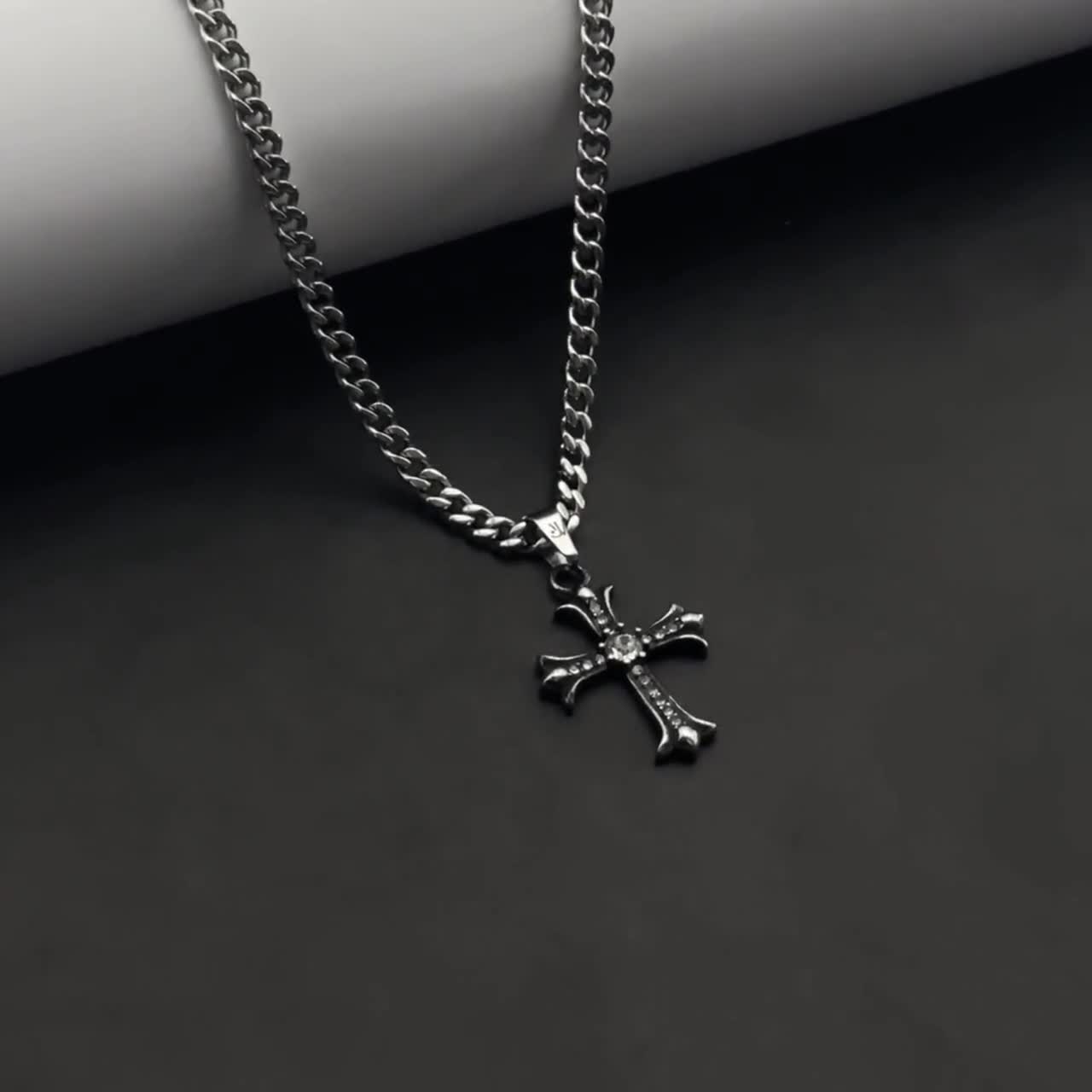 Y2K Cross Chain Silver | 4mm Cuban Necklace | Iced Out