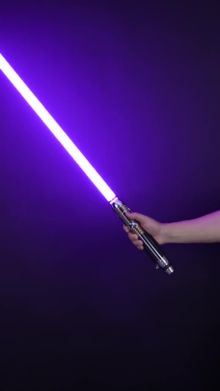 メイス・ウィンドゥ ライトセーバー - ライトセーバー レプリカ