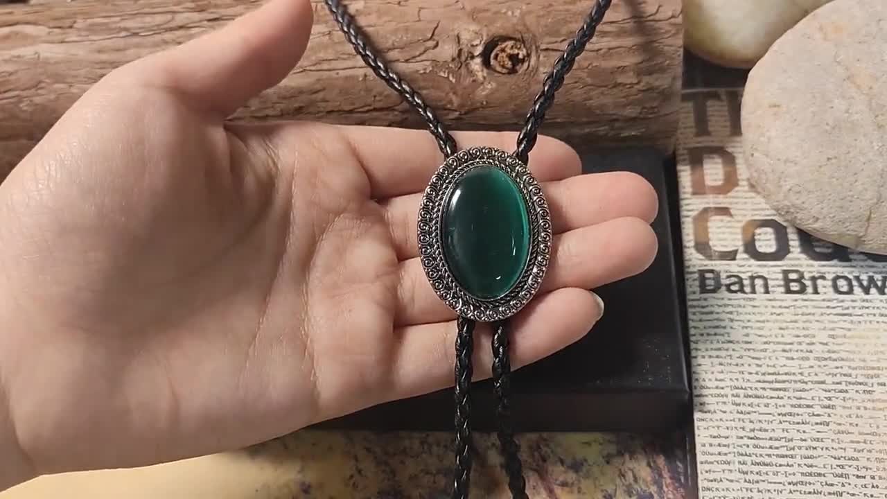 emerald bolo tie