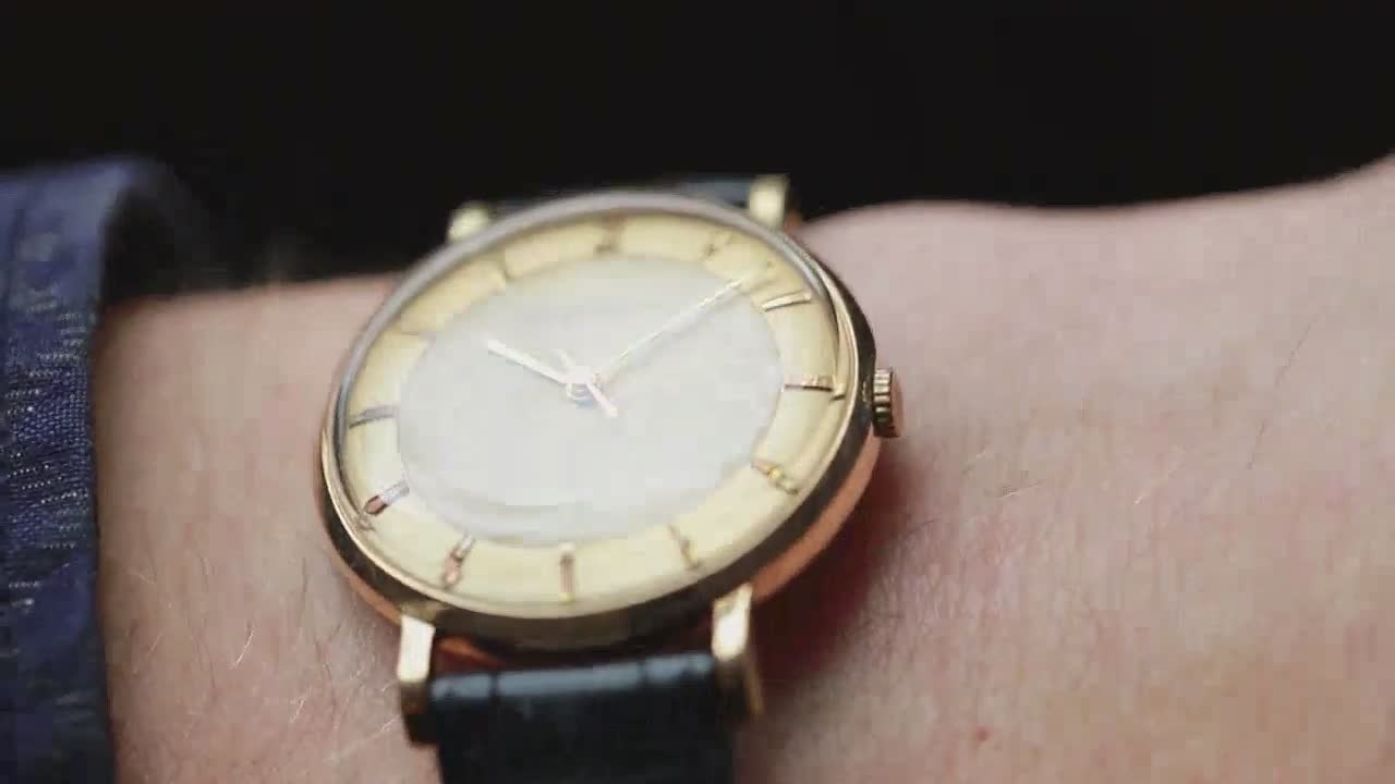 素晴らしいヴィンテージ 1958年製 スイス製 ゴールド ジャガー