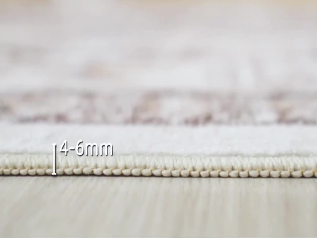 Alfombra con sable de luz, Luke Skywalker usando su sable de luz video poster