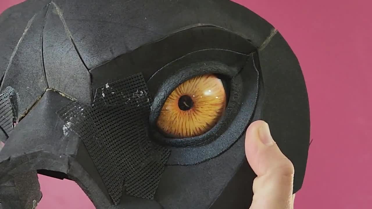 Kit de ojos de criatura realistas DIY de 5 cm / Pupila redonda pequeña / Disfraces y cosplay video poster
