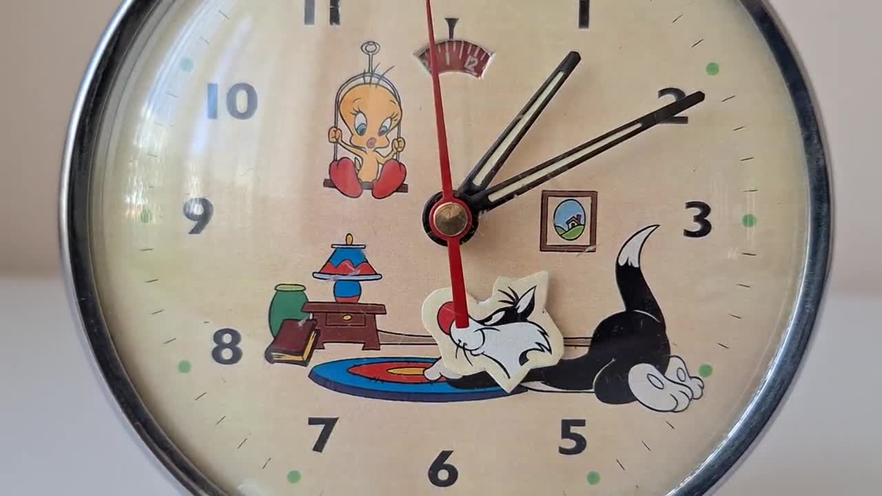 Rare Vintage 1980s Tweety & Sylvester Alarm Clock - Etsy