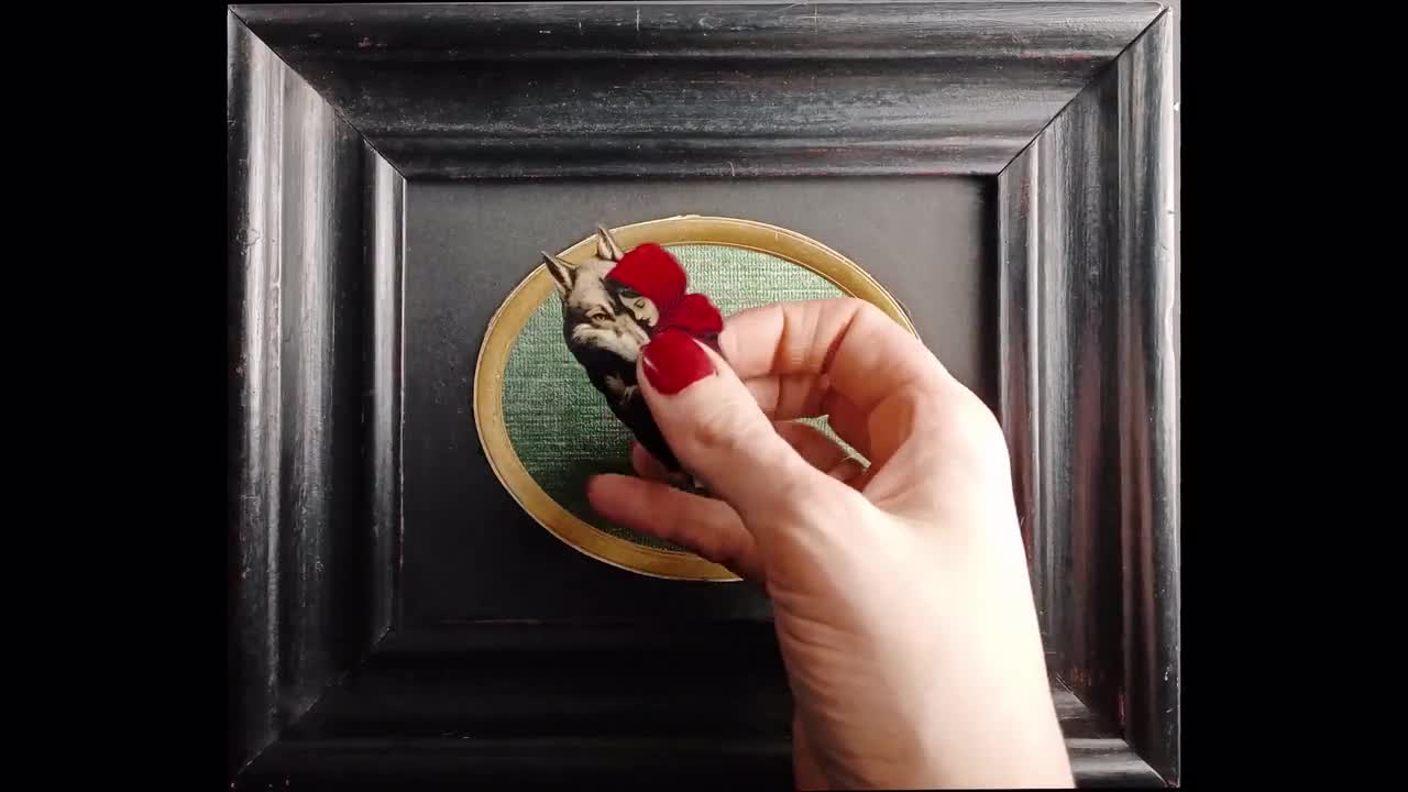 アンティーク赤ずきんブローチ アンティーク赤ずきんブローチ アンティークジュエリー｜ブローチ