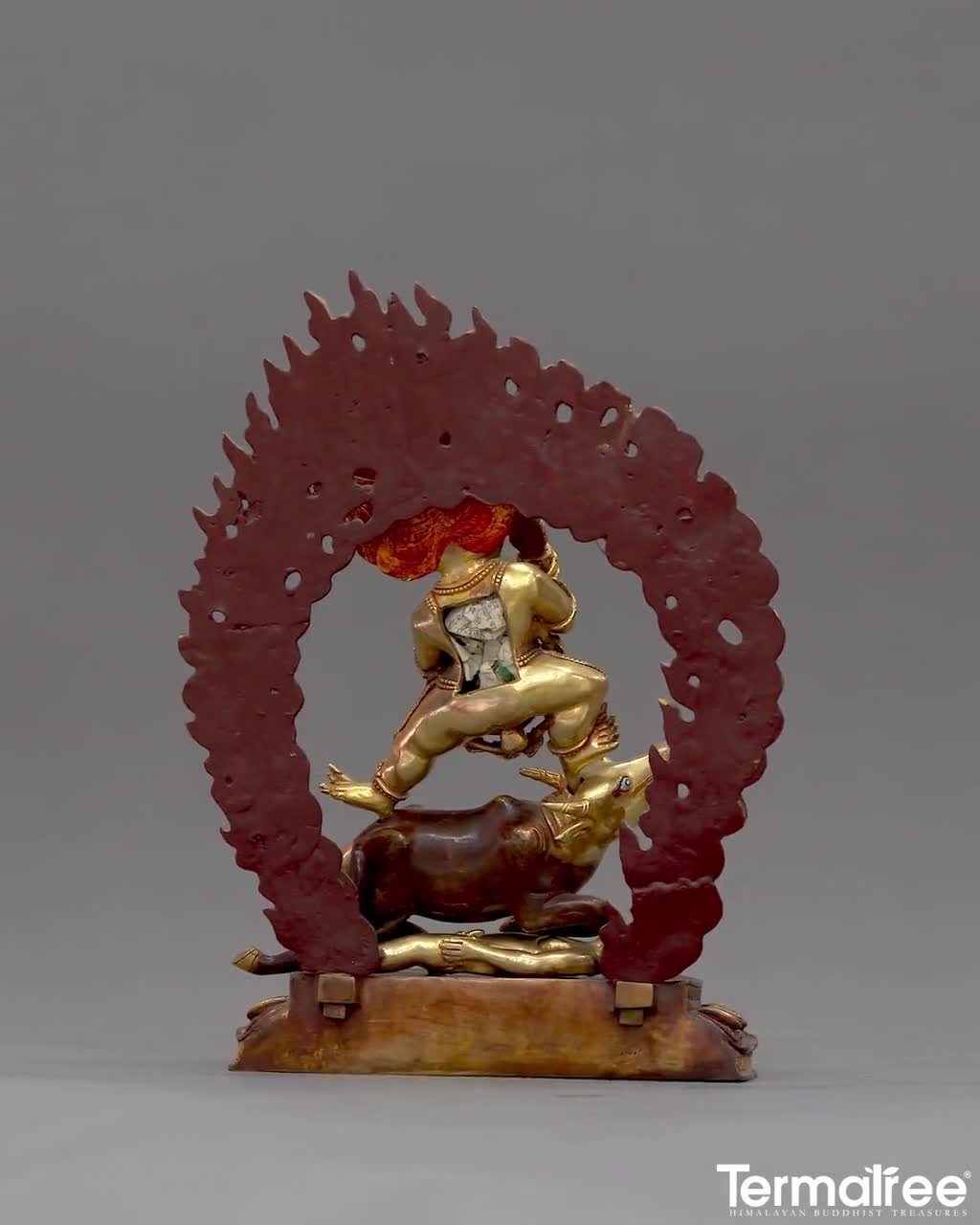 ヤマンタカ像 | 水牛の上に立つ手作りの仏教の怒ったイダム神 | 伝統的