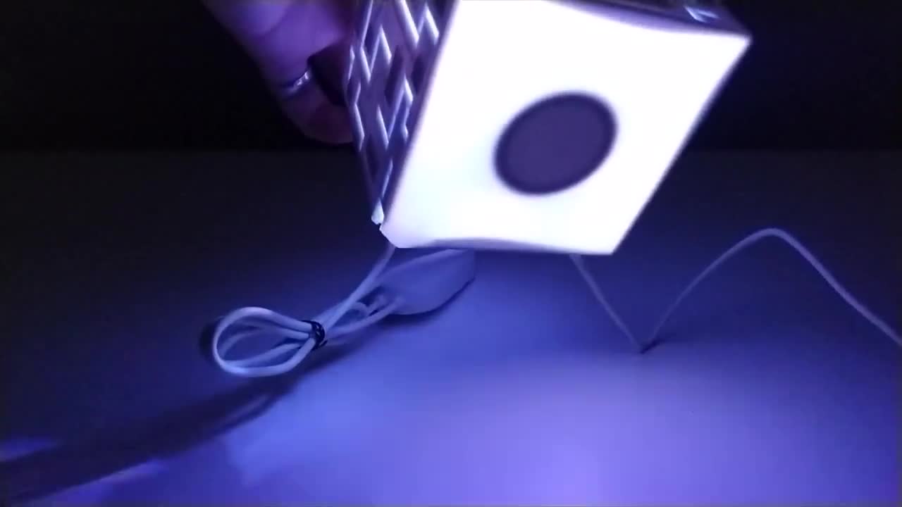 This LED Light Cube Has 4,000+ Lights and Makes 3D Rainbows - Nerdist