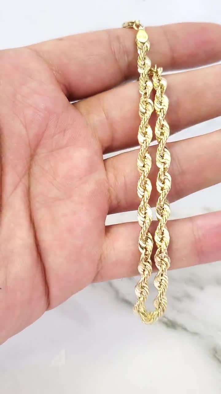2.4mm Diamond-Cut Glitter Rope Chain Bracelet in Hollow 10K Gold - 7.5