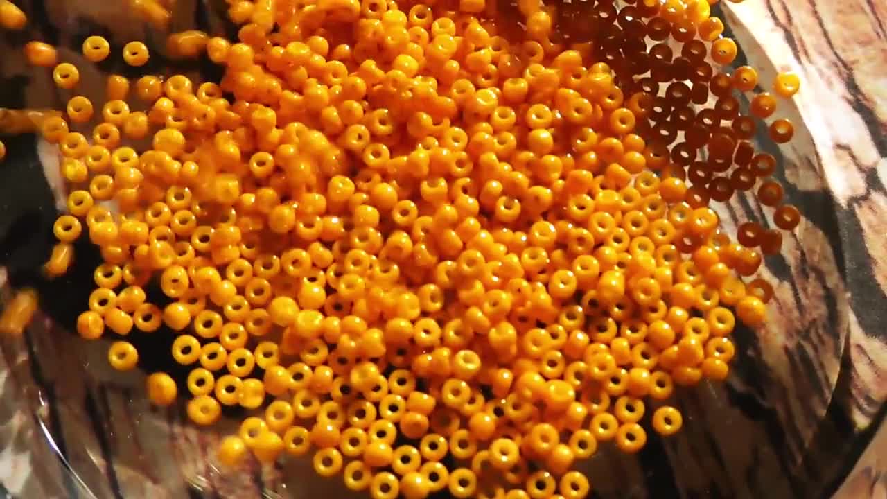 11-4454, Miyuki 22g Duracoat Op Cheddar Orange