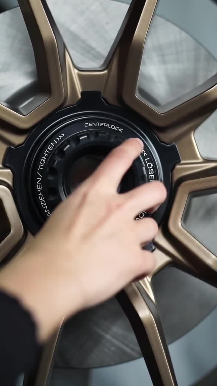 Motec Ultralight Centerlock Kit | Anodized Aluminum Wheel