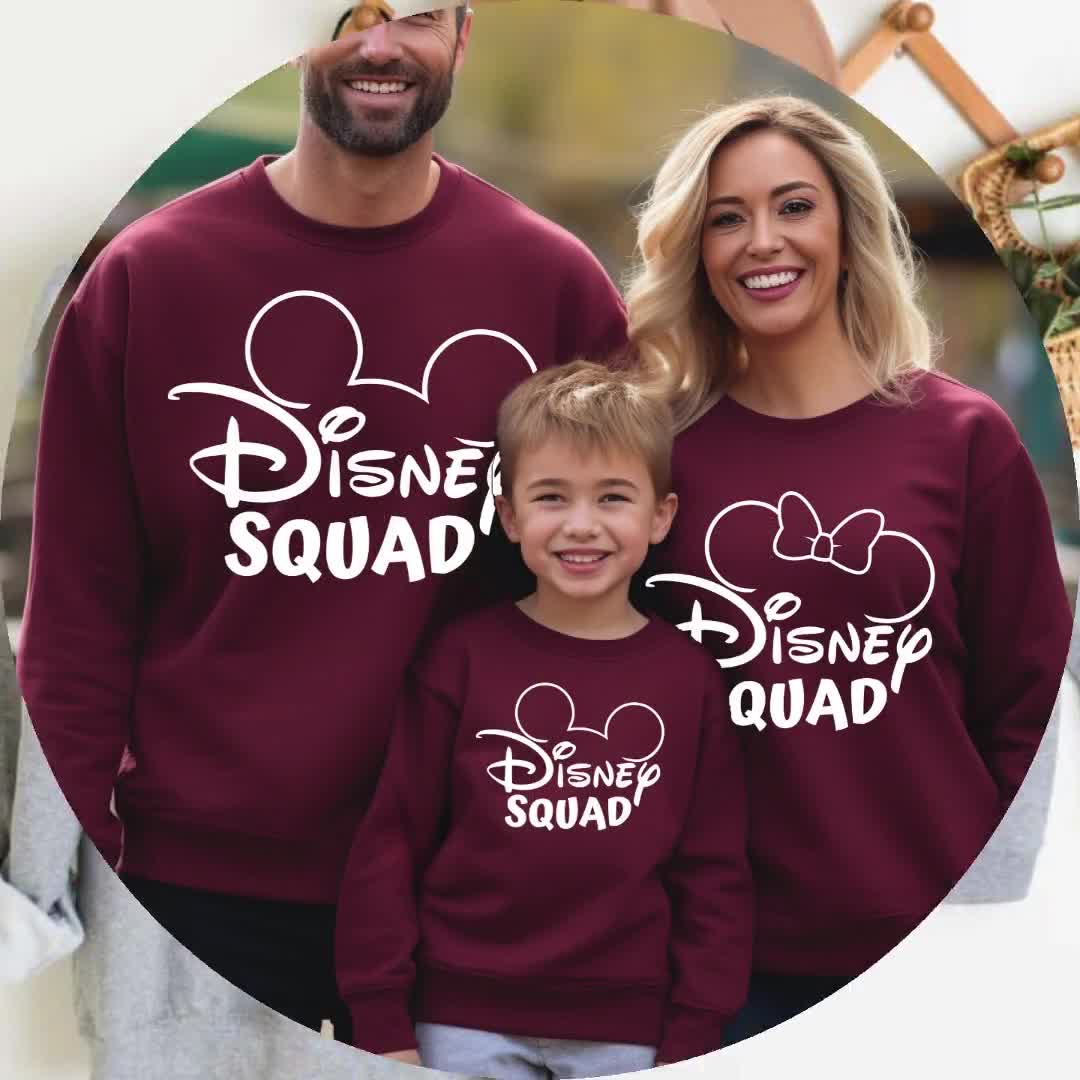 Sudadera de vacaciones en Disneyland, atuendo a juego para viajes familiares, sudadera de vacaciones en Disneyland, sudadera de Minnie de Disney, sudadera con cabeza de Mickey video poster