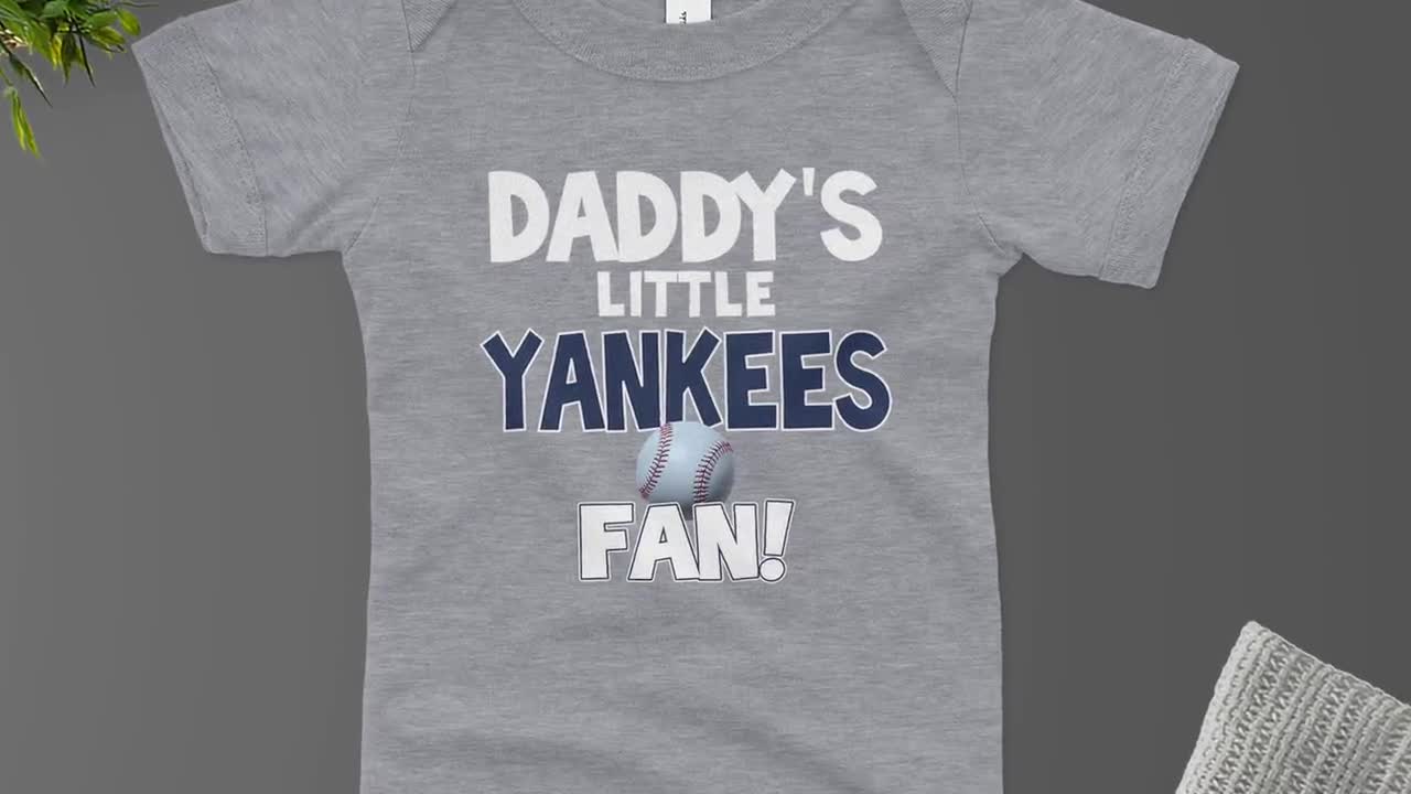  NanyCrafts' Grandpa Says I'm a Yankees Fan Kids Shirt, Children  Yankees Fan: Clothing, Shoes & Jewelry