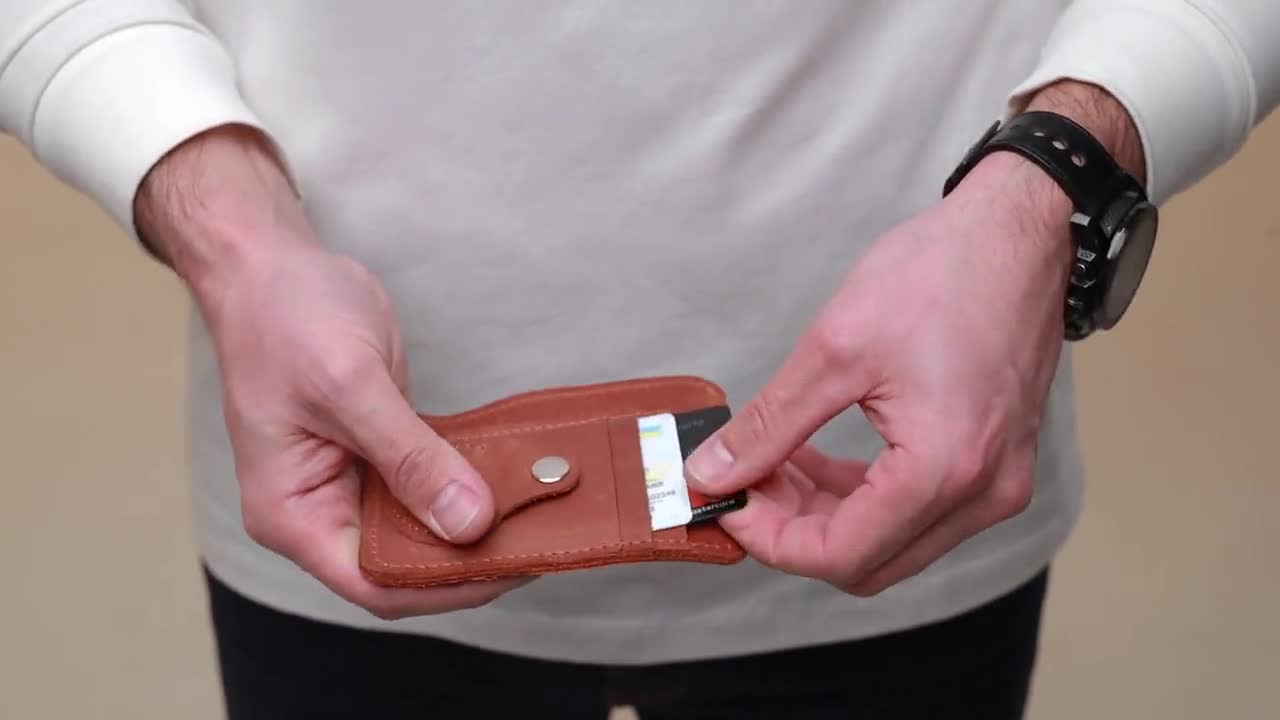 Bingcok Small RFID Blocking Wallet With AirTag Holder – Minimalist PU Leather Card Holder For Men & Women (Rose Gold) - View #2
