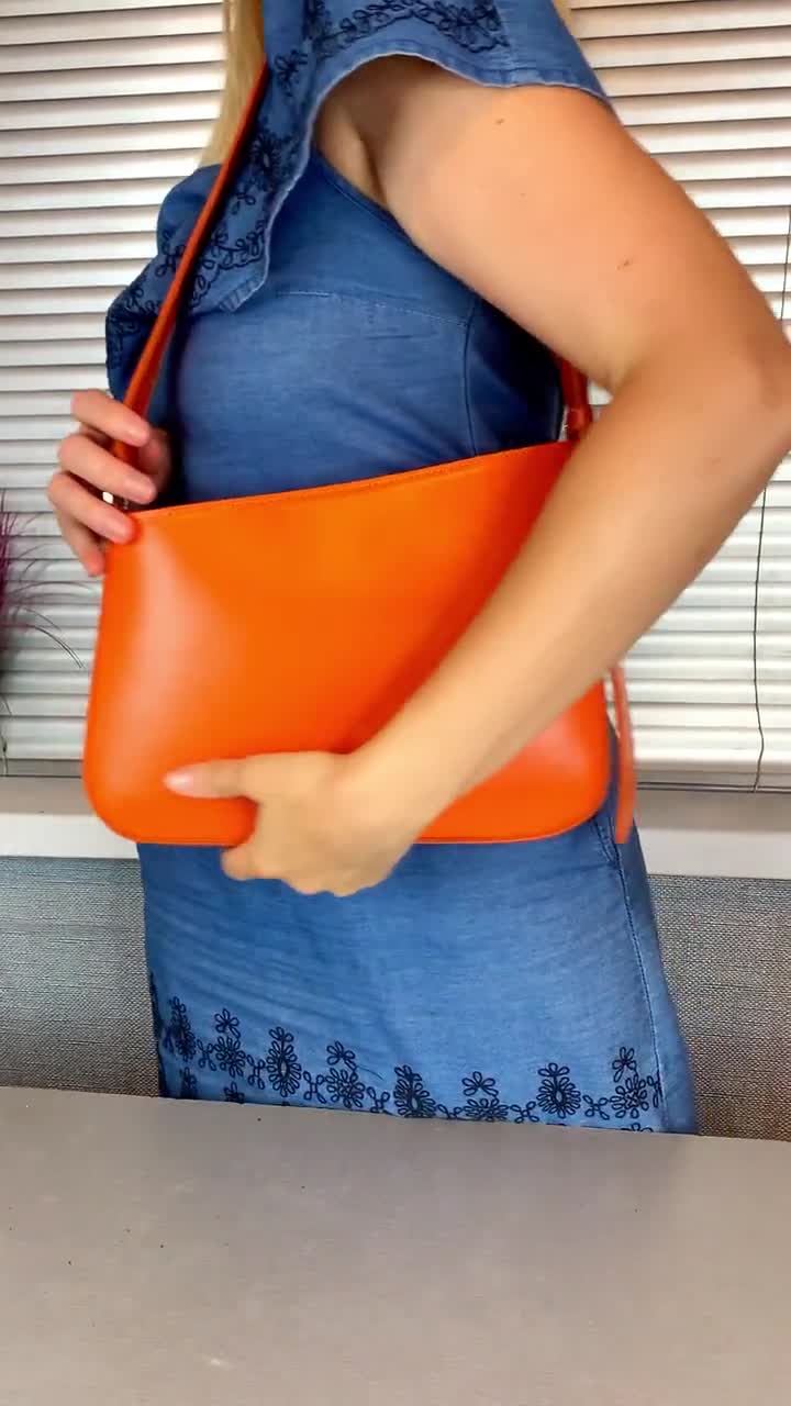 【送料&関税込】BY FAR Orange Leather Mini Handbag MICHAEL KORS CORA MINI ORANGE WOMEN HANDBAG PURSE SHOULDER