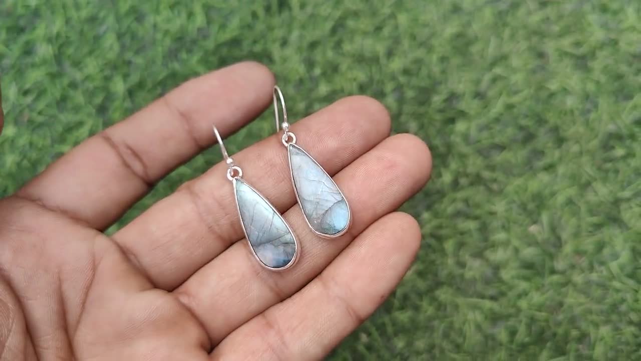Orecchini in Labradorite a forma di goccia Vendita Online