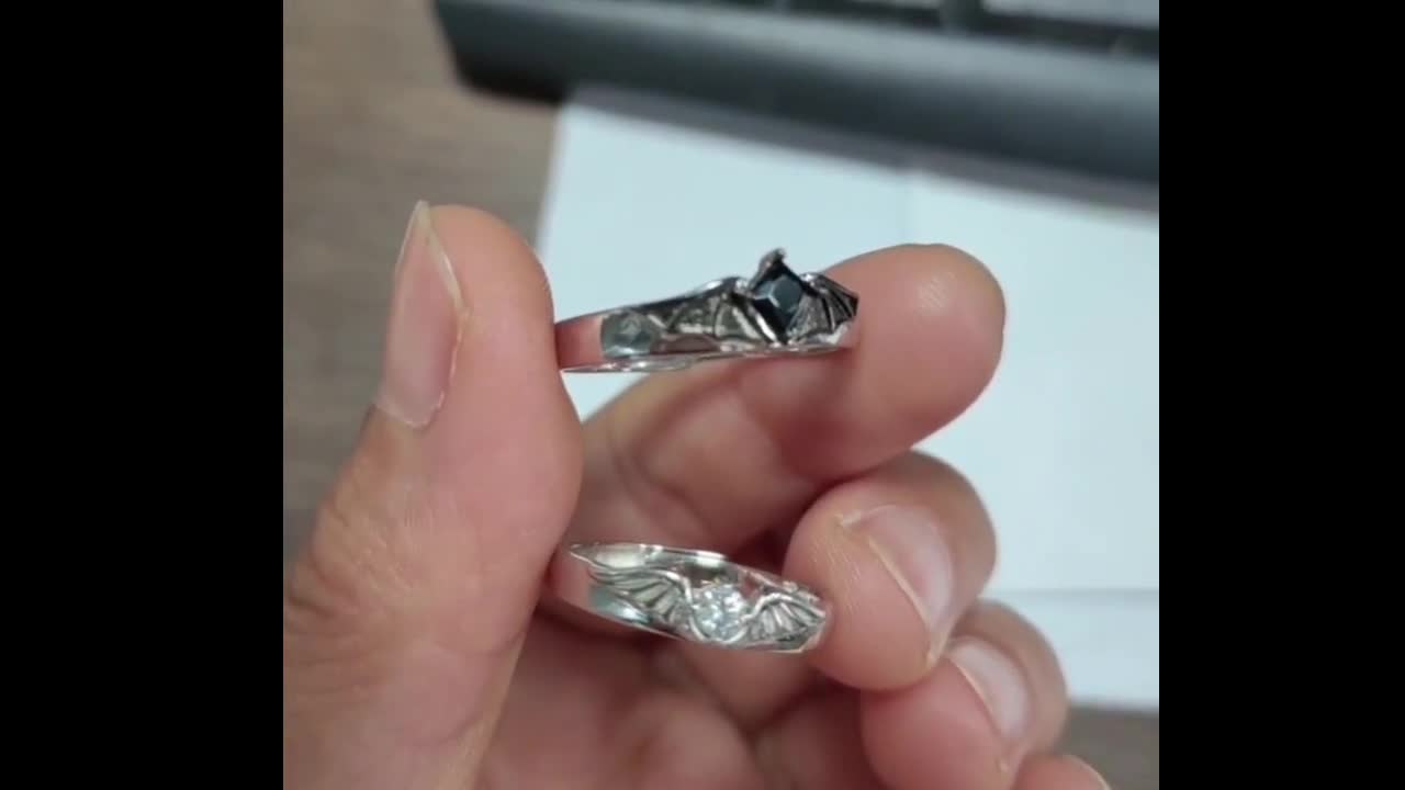 925 PLATA DE LEY Conjunto de Anillos de Boda Demonio & Ángel, Anillos a Juego para Parejas, Grabados, Ajustables, Conjunto de Anillos video poster