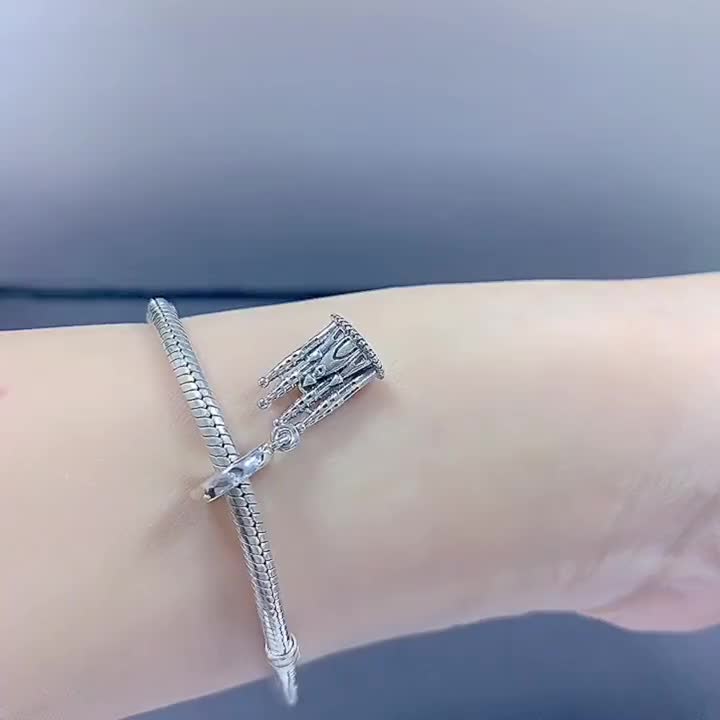 サグラダファミリア チャーム 925 スターリングシルバー シルバー