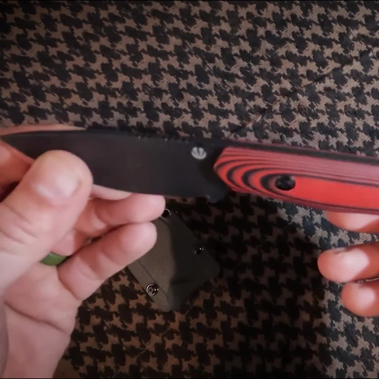 https://v.etsystatic.com/video/upload/q_auto/1x1_Warpath_Fixed_Blade_uwwlrt.jpg