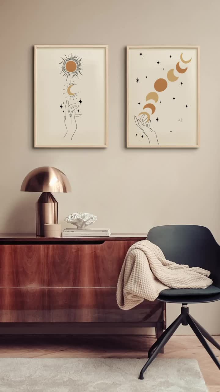 青の背景にビンテージのタロットバナー、太陽と月の相、満月。占星術、十二支、占いのための神秘的な背景。美しいフラットベクターイラスト。」のベクター画像素材（ロイヤリティフリー）  2152043537 | Shutterstock 【並行輸入品】 2ピース 幻想的な天体の太陽と月 ..., image size:720x1280