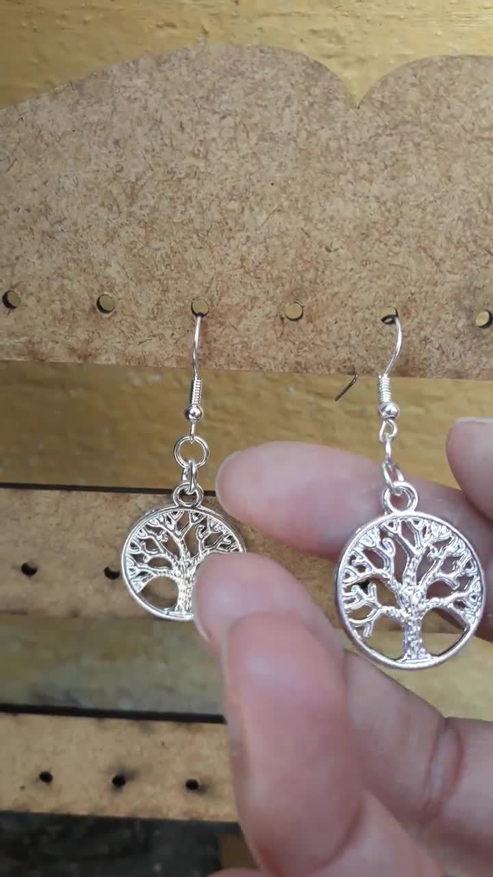 1 Paio Di Orecchini Albero Della Va Con Design Forato In Acciaio Inossidabile Per Donne, Regalo Di Gioielli Casual E Raffinato Per Compleanni O Natale | SHEIN ALIA
