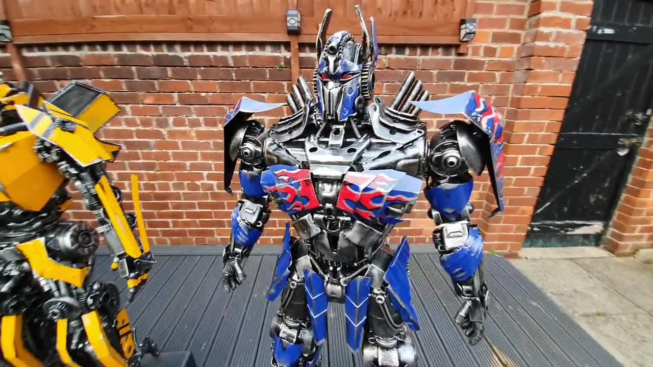 Transformers Bumblebee and Optimas Prime 120cm Sci-fi Handmade -  Israel