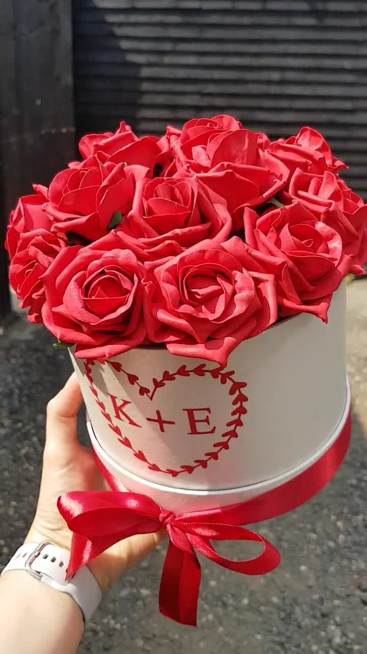 Scatola regalo Romantica CON BACI E ROSE per san valentino spumante LEI  ORIGINAL