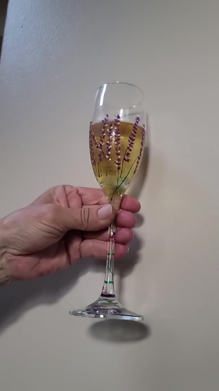 Hand Painted Long Stem Wine Glass. Divine Hats, Wraps, Leopard Dress &  More Theme. - STV Designs