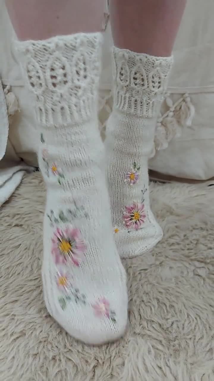 Hand Knitted Wool Women's Socks, Cosy Vintage Woolen Socks, Gift for  Mother, Knit Wool White Socks -  Singapore