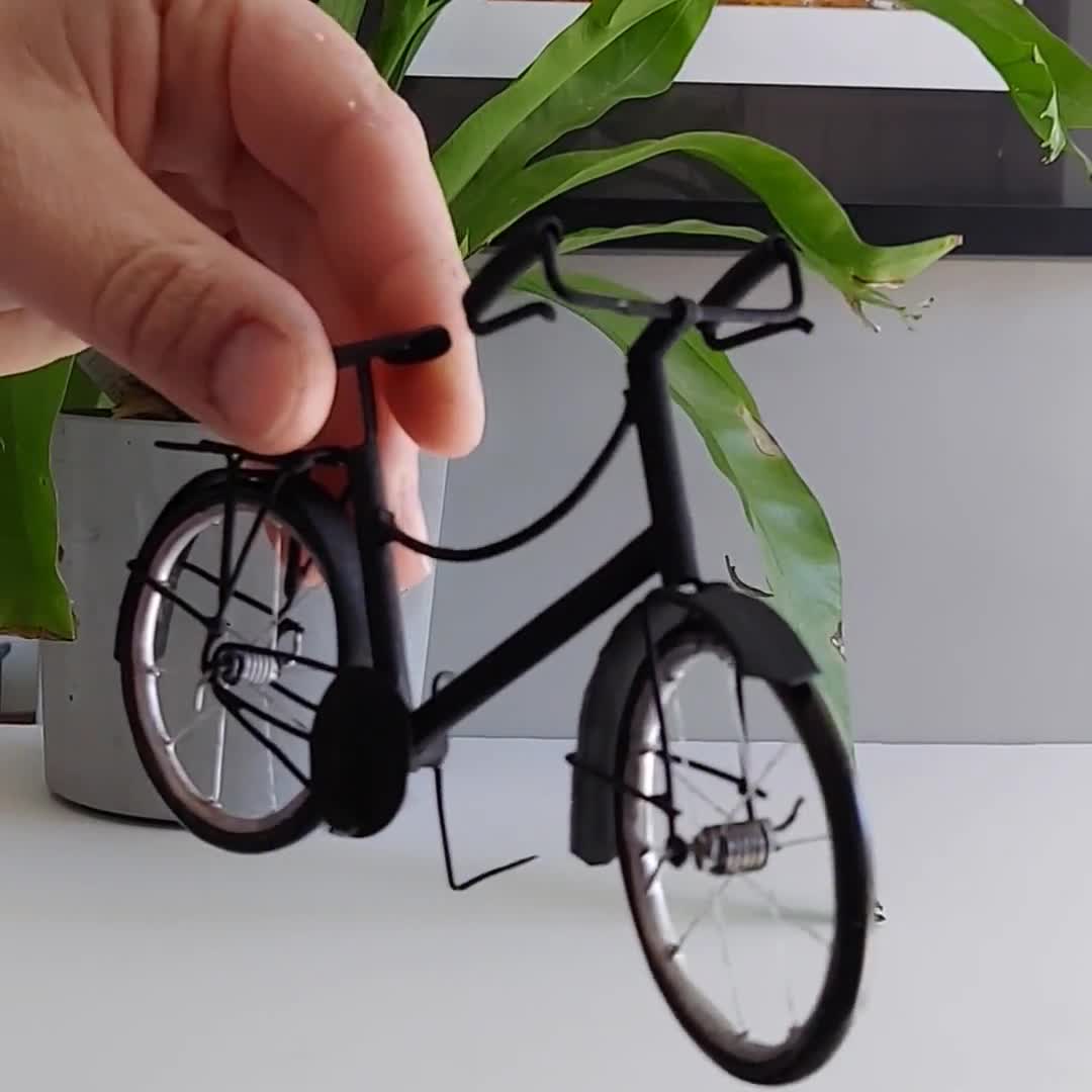 SHELFIE UN SOPORTE PARA BICI