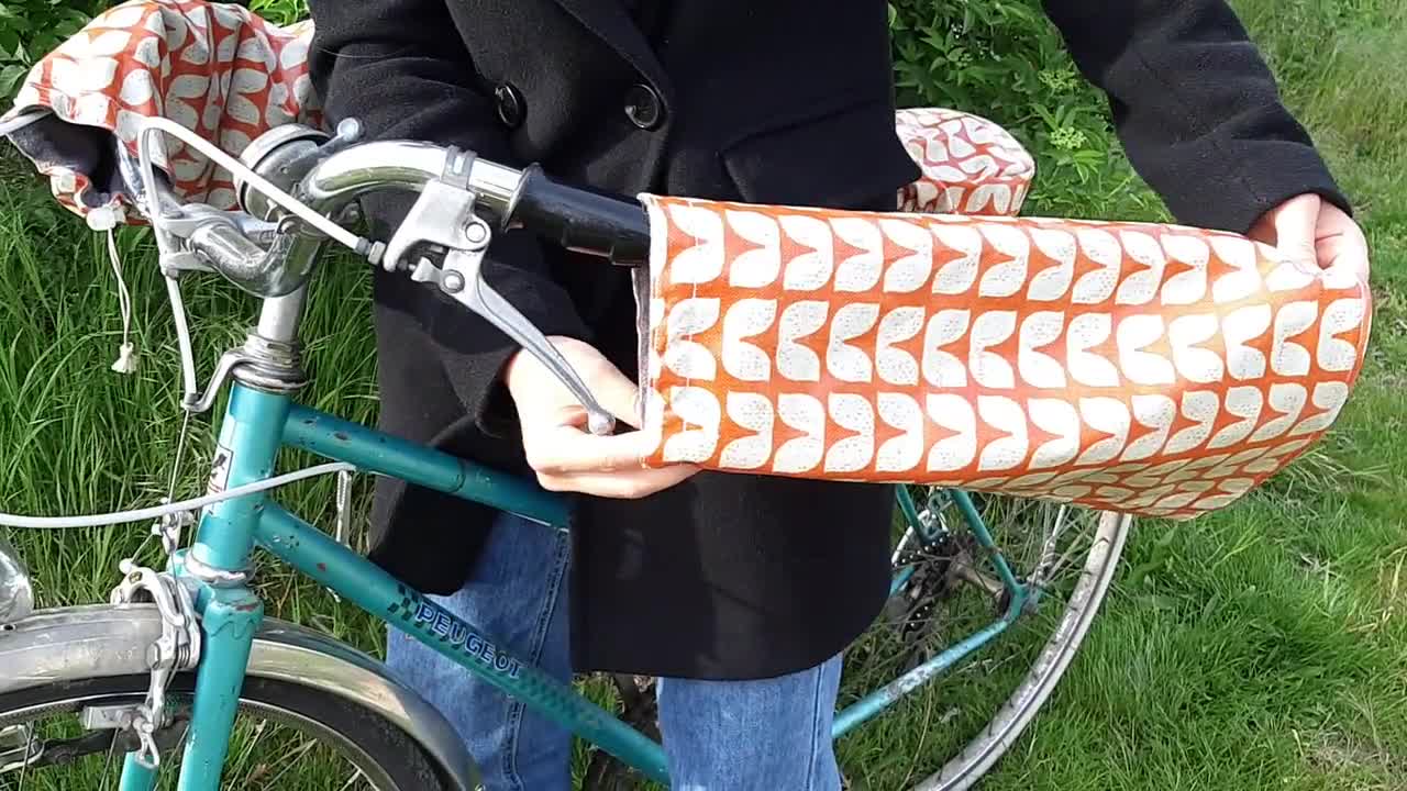 Protege mains guidon vélo + housse assortie impermeable enduit automne  Petite fouine - Créations textiles pour les enfants, les adultes et la  décoration