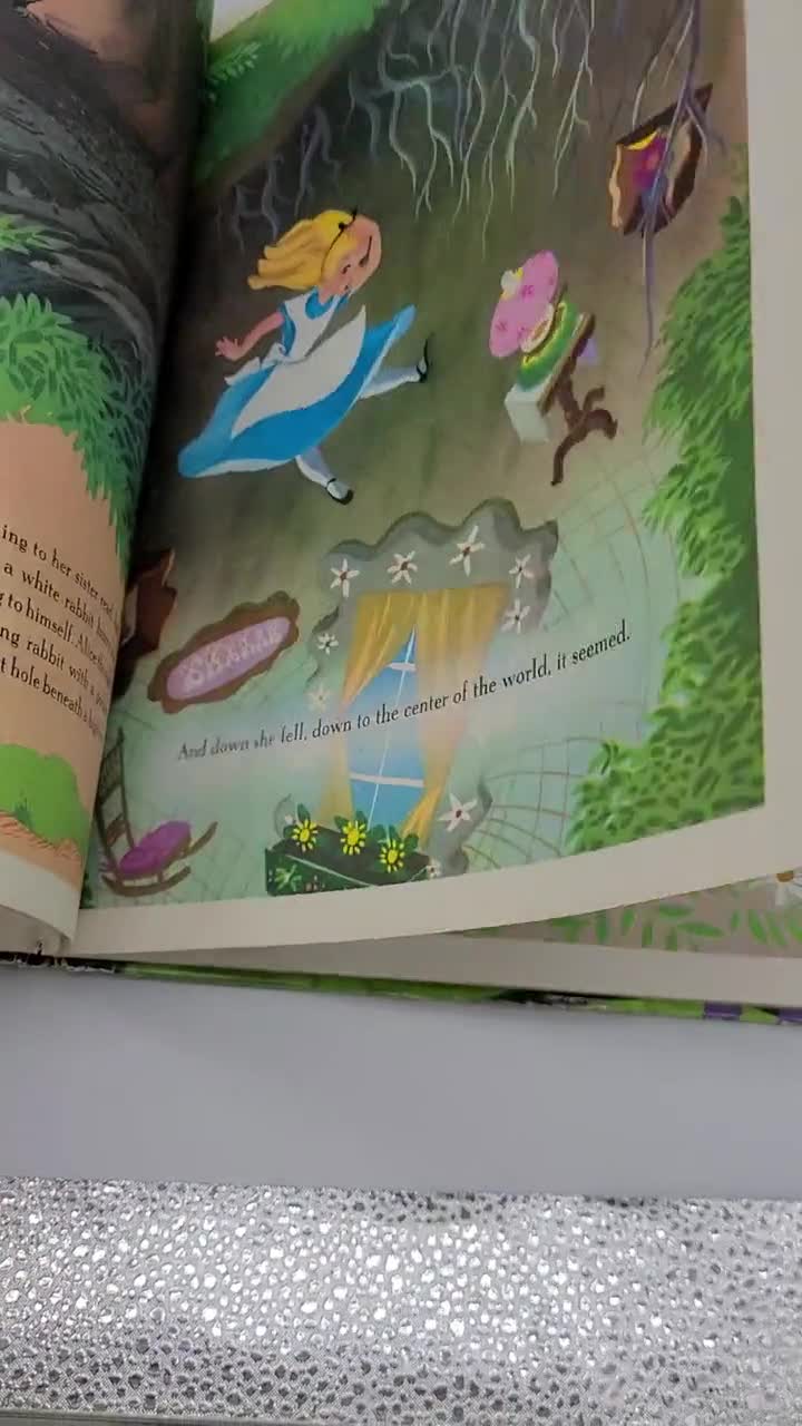 Disney Alice In Wonderland Alice Story Book Closed Box Figure Golden