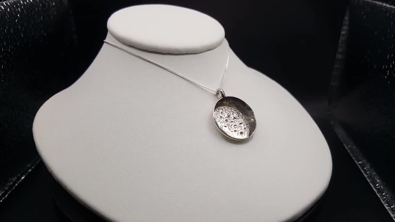 Collana con Luna e Onde Yacamoz in Acciaio Inossidabile