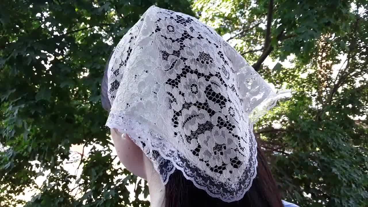 Christian Head Cover, White Lace Doily, Lace Head Covering, Chapel Veil 